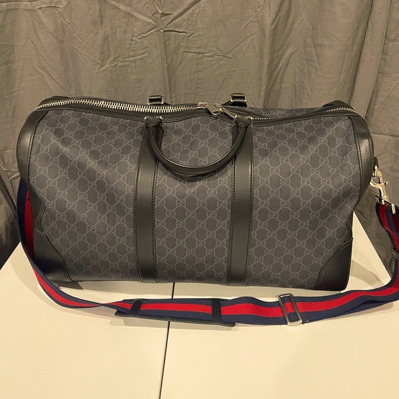 Gucci GG duffle bag - Picture 1 of 5